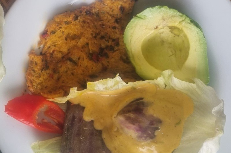 Cariucho Vegano con Camotes