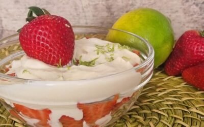 FRUTILLAS CON CREMA VEGANA