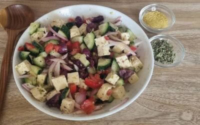 ENSALADA GRIEGA VEGANA