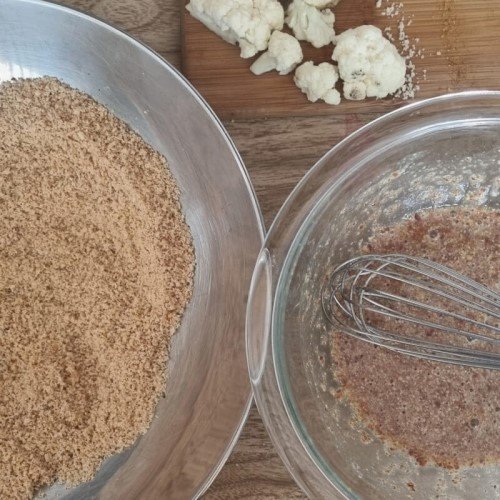 Paso2: Mientras mezclar todos los demás ingredientes excepto los árboles de coliflor.